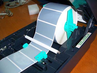 不干膠標簽打印機在電子產(chǎn)品行業(yè)中的優(yōu)勢